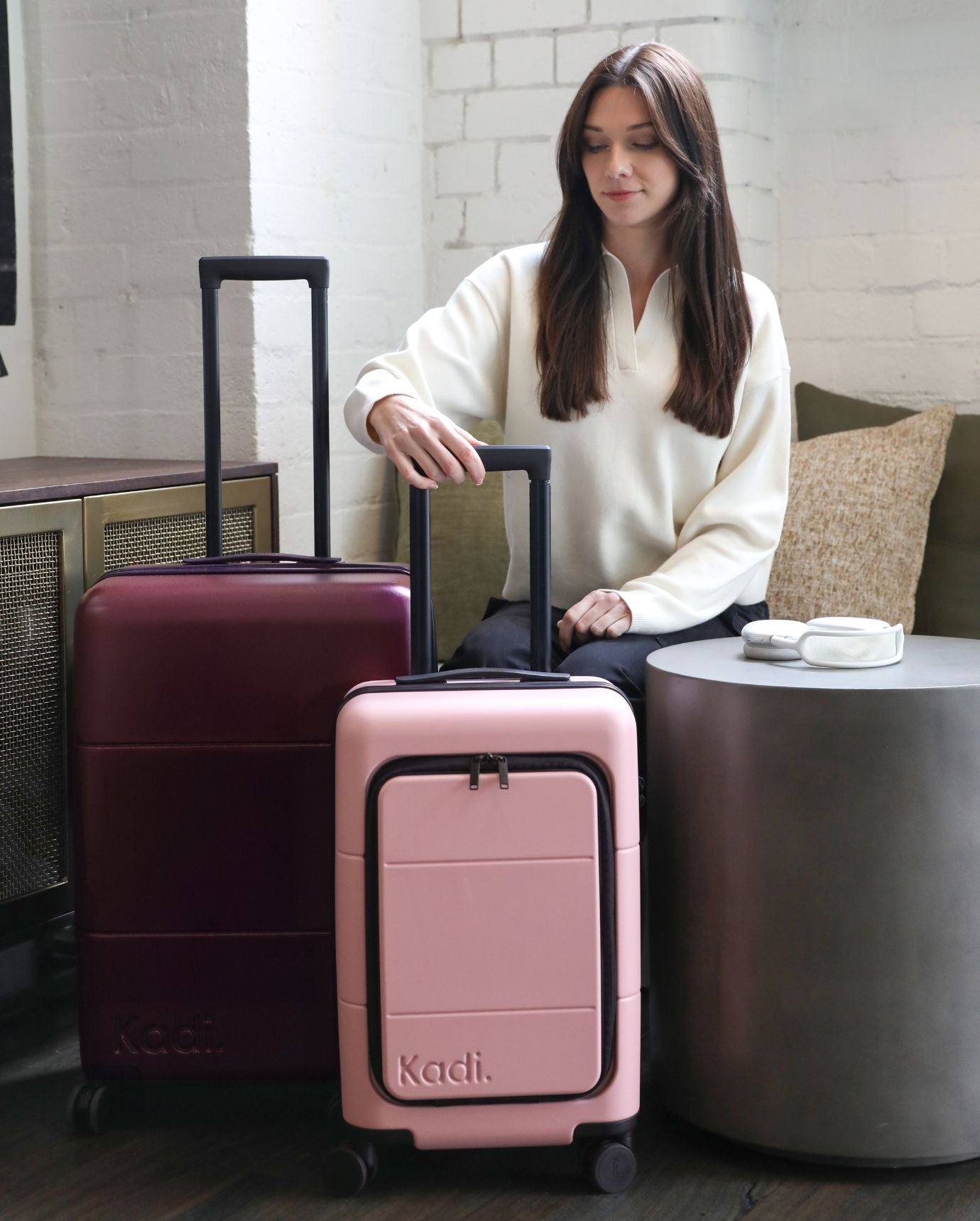 Check-In Medium in Plum