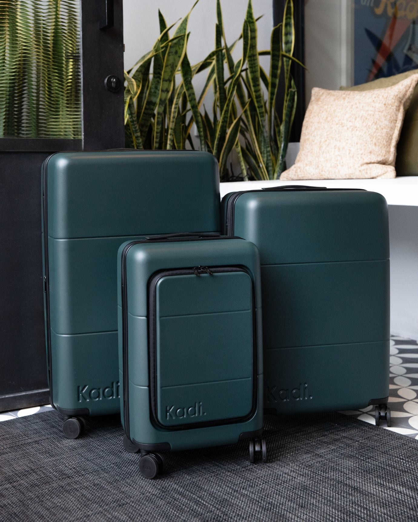 Check-In Large in Forest Green