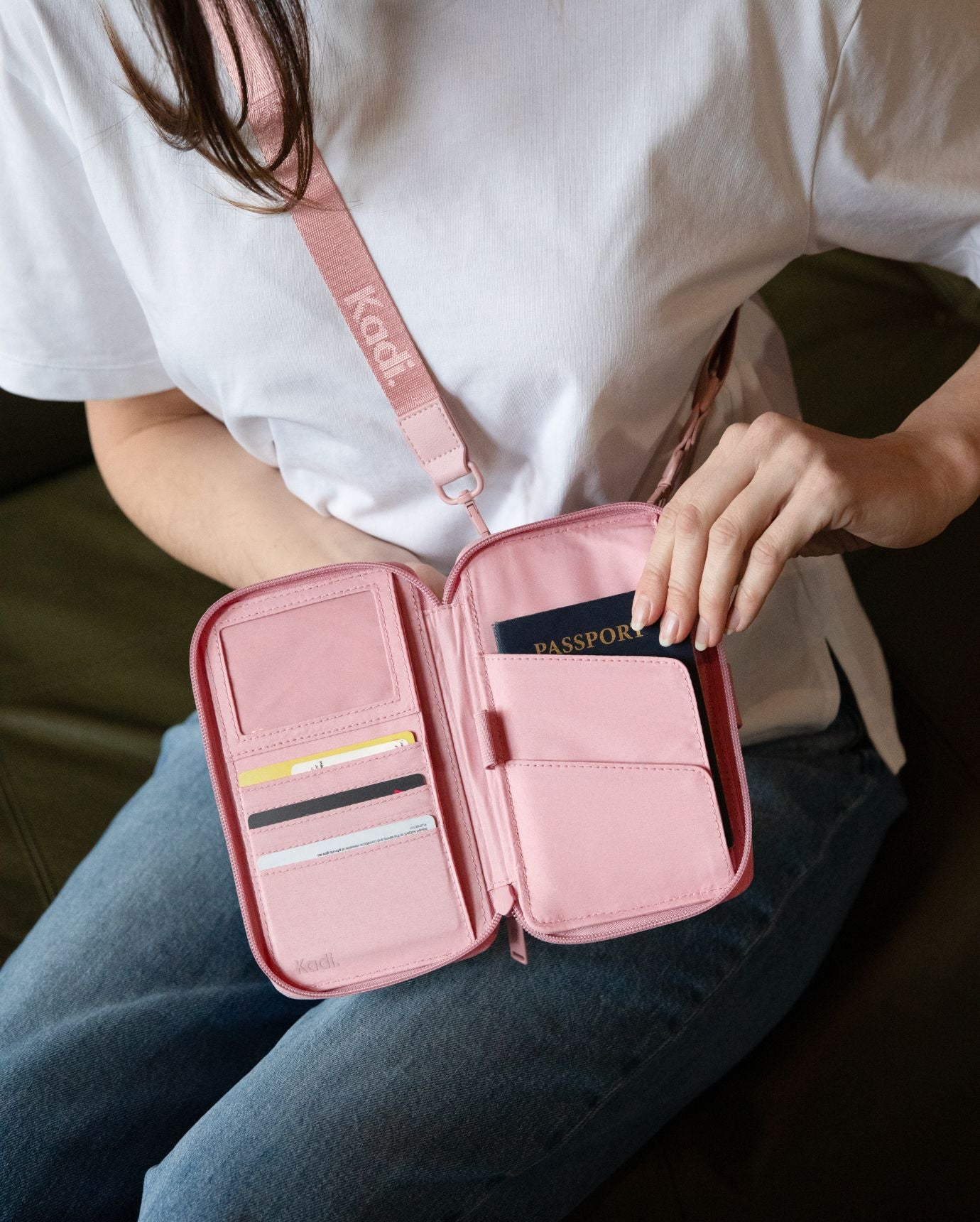 Travel Wallet in Dusty Pink