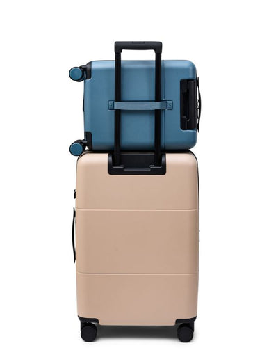 Back Strap to Connect on Adult Suitcase