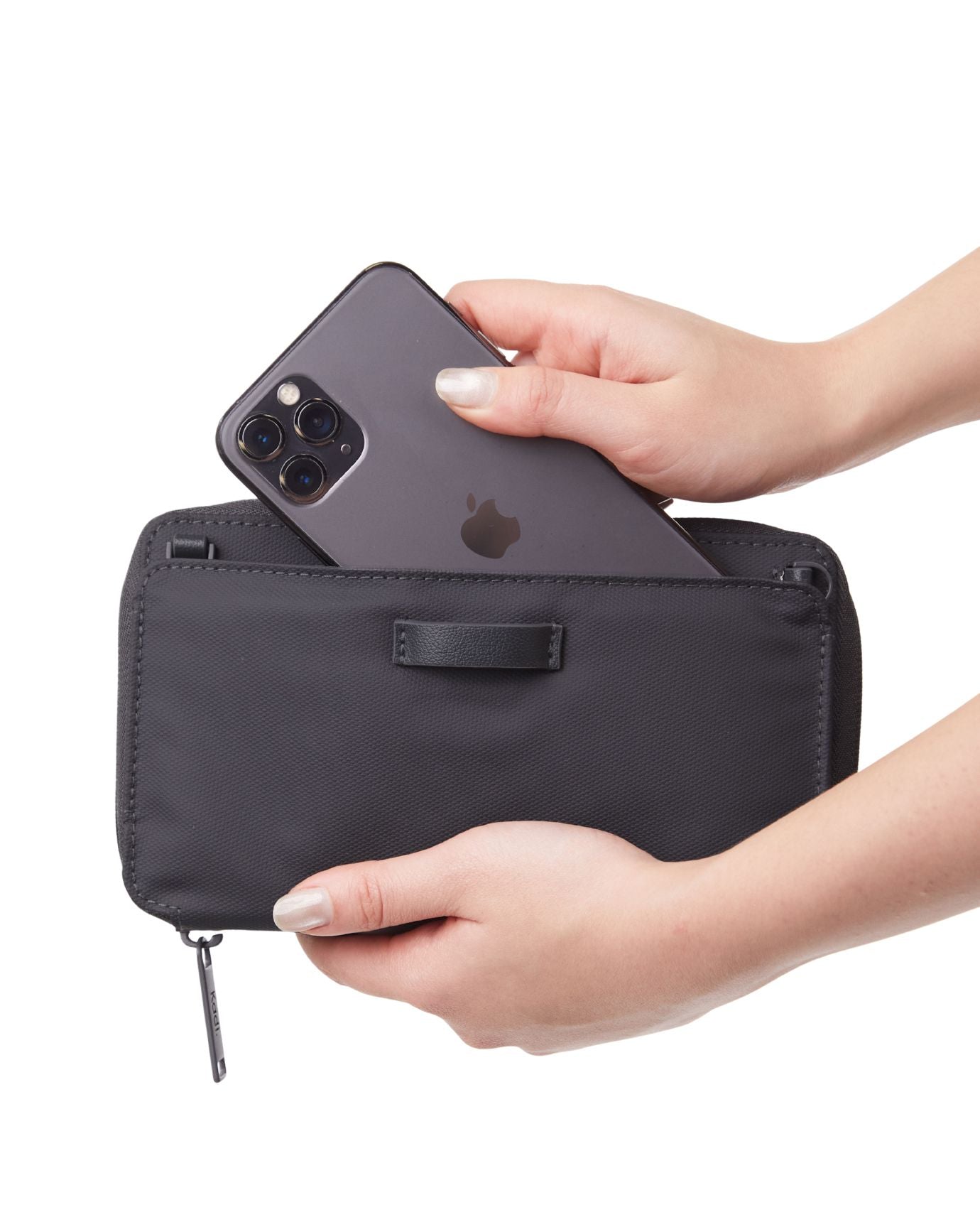 Travel Wallet in Charcoal