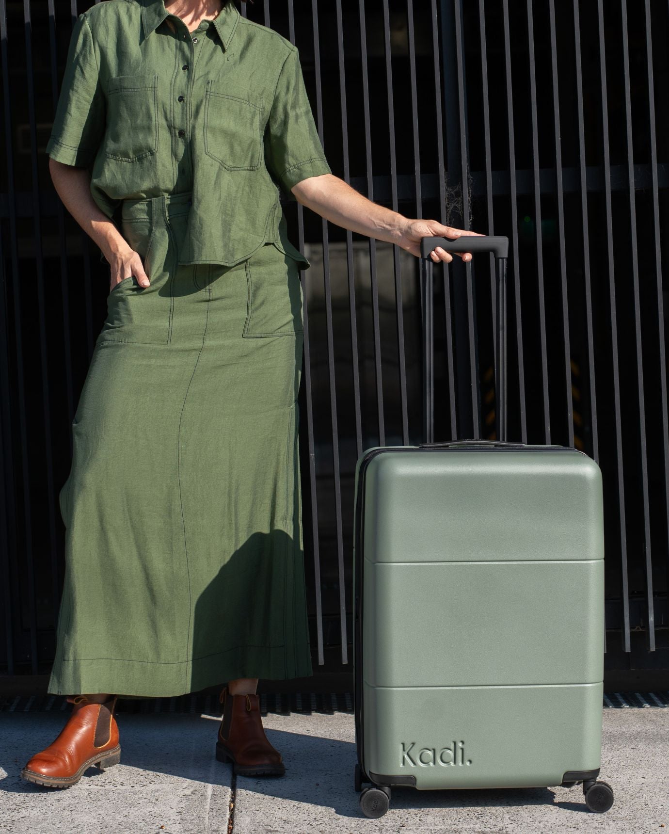 Check-In Medium	in Olive